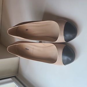 J Crew Etta Black and Tan Heels. Sz 8.5 Excellent condition.